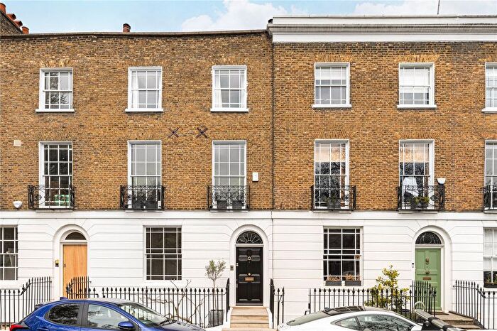 4 Bedroom Flat For Sale In Pembroke Square, London, W8