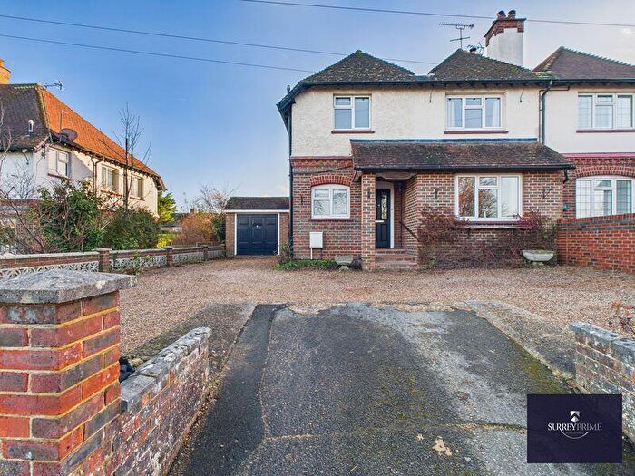 3 Bedroom Semi-Detached House For Sale In Three Bedroom Semi-Detached House Guildford Road, Effingham, KT24