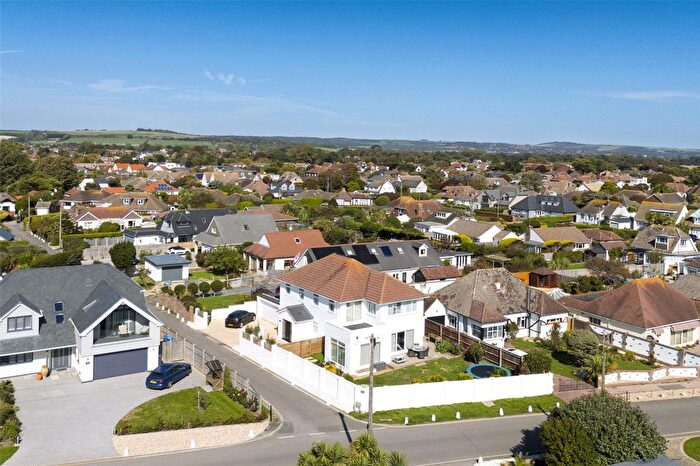 4 Bedroom Detached House For Sale In South Drive, Ferring, Worthing, West Sussex, BN12