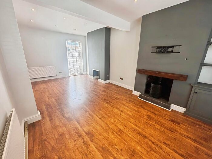 3 Bedroom Terraced House For Sale In Van Road, Caerphilly, CF83