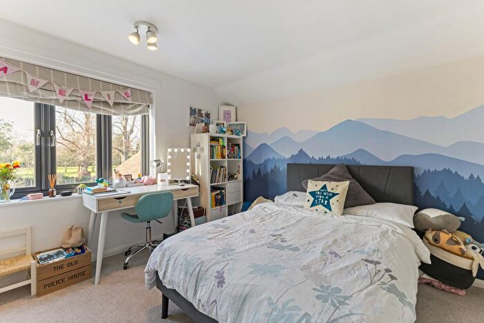 4 Bedroom Detached House For Sale In Marlow Road, Bisham, SL7