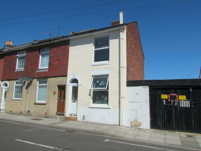3 Bedroom Terraced House To Rent In Malta Road, Portsmouth, PO2