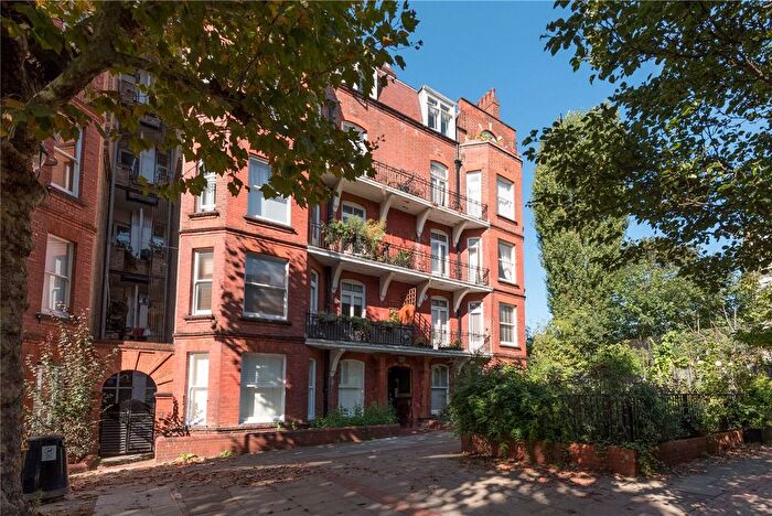 3 Bedroom Flat For Sale In Parliament Hill Mansions, Lissenden Gardens, London, NW5