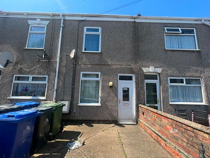 3 Bedroom Terraced House To Rent In Edward Street, Grimsby, Lincolnshire, DN32
