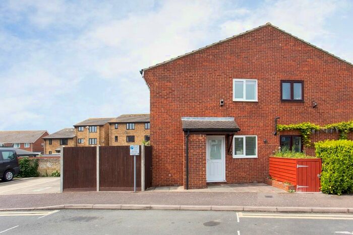 1 Bedroom Semi-Detached House To Rent In The Avenue, Deal, CT14