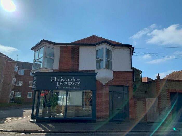 3 Bedroom Flat To Rent In Ramsgate Road, Broadstairs, CT10