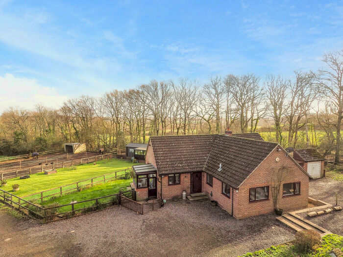 3 Bedroom Detached Bungalow For Sale In Maybush Lane, Soberton, SO32