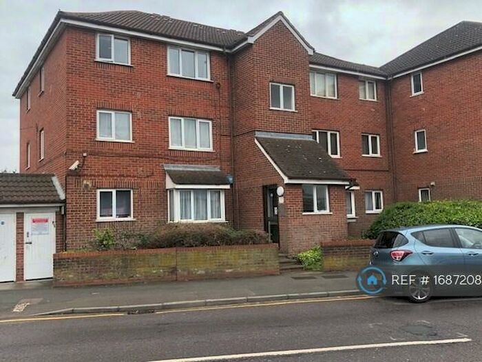 1 Bedroom Flat To Rent In Hall Lane, London, E4