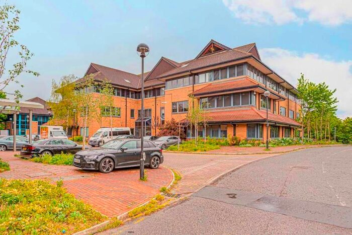 1 Bedroom Flat To Rent In Riverbank Way, London, TW8