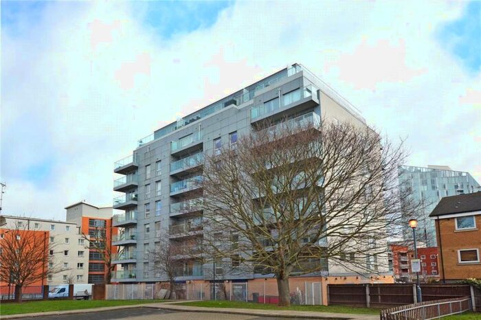 2 Bedroom Apartment To Rent In Theatro Tower, Creek Road, London, SE8