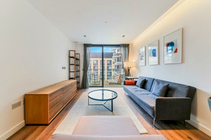 1 Bedroom Flat To Rent In Leman Street, Goodman's Fields, Aldgate, London, E1