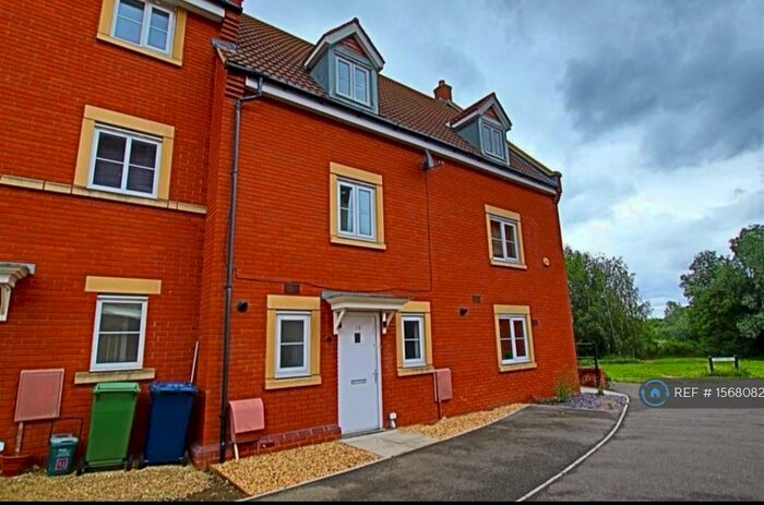 3 Bedroom Terraced House To Rent In Henry Crescent, Tewkesbury, GL20