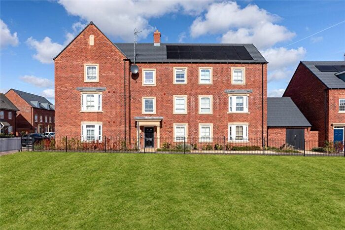 2 Bedroom Apartment For Sale In Offa Walk, Great Denham, Bedford, Bedfordshire, MK40
