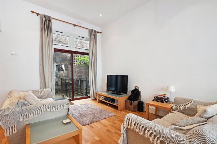 2 Bedroom Flat To Rent In Dawes Road, London, SW6