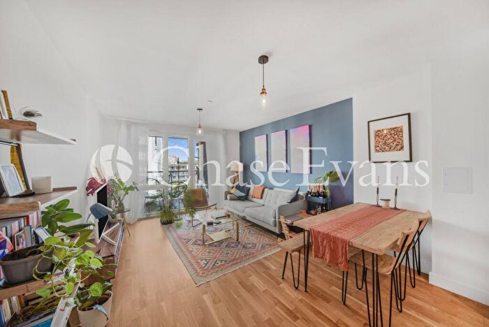 1 Bedroom Flat For Sale In Wimhurst Court, Phoenix Works, Upper North Street, Poplar, London, E14