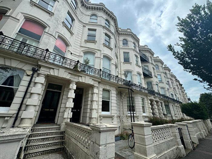 2 Bedroom Flat To Rent In Denmark Terrace, Brighton, BN1