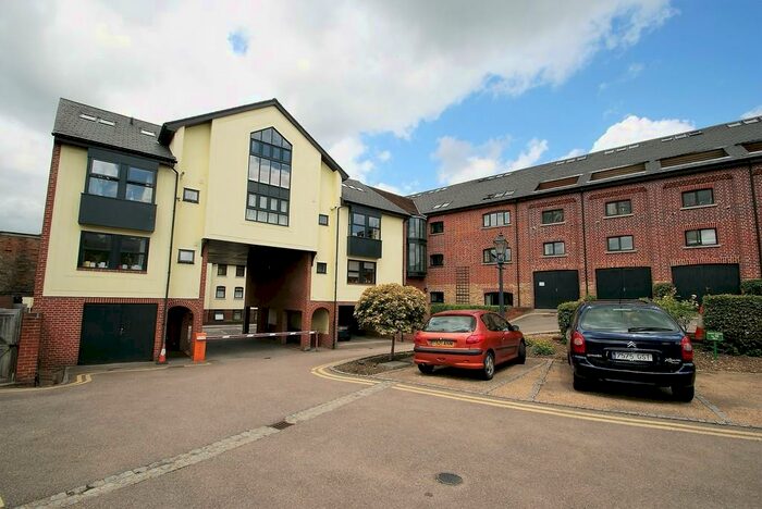 1 Bedroom Apartment To Rent In Percival Court, Bishop's Stortford, CM23
