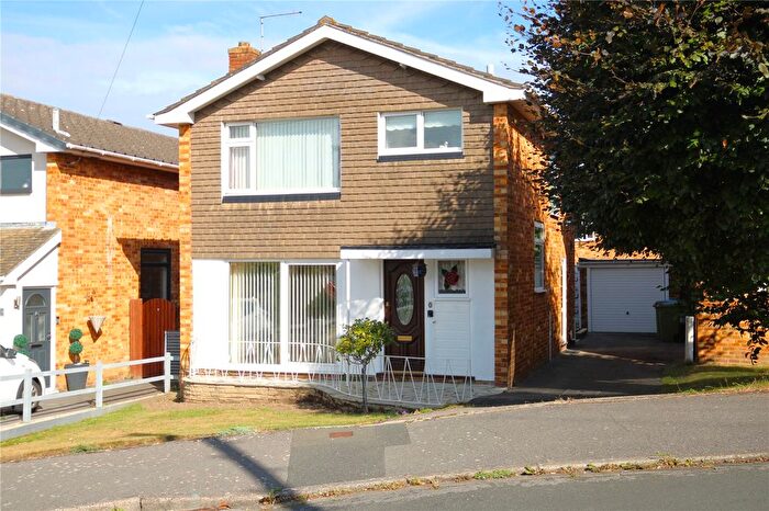 3 Bedroom Detached House For Sale In West Downs Close, Fareham, Hampshire, PO16