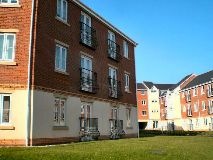 2 Bedroom Flat To Rent In Rowsby Court, Pontprennau, Cardiff, CF23