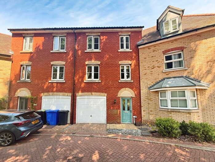 3 Bedroom Town House For Sale In Fulham Way, Ipswich, Suffolk, IP1