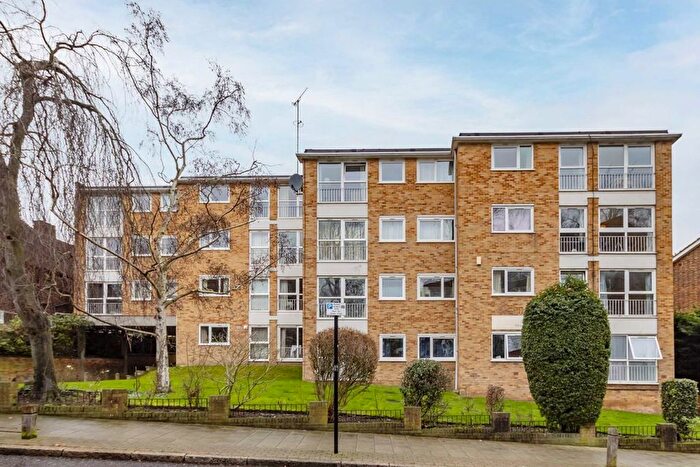2 Bedroom Flat To Rent In Albert Drive, Southfields, SW19