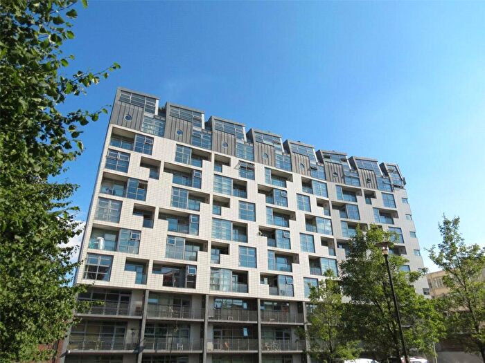 1 Bedroom Apartment To Rent In The Lock Building, Whitworth Street West, Manchester City Centre, Greater Manchester, M1