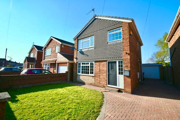 3 Bedroom Detached House To Rent In Harewood Avenue, Kirk Sandall, Doncaster, DN3