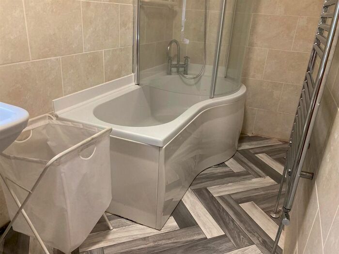 5 Bedroom Property To Rent In Blades Street, Lancaster, LA1