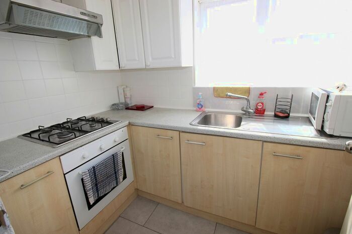 3 Bedroom Terraced House To Rent In Lichfield Road, Hounslow, Greater London, TW4