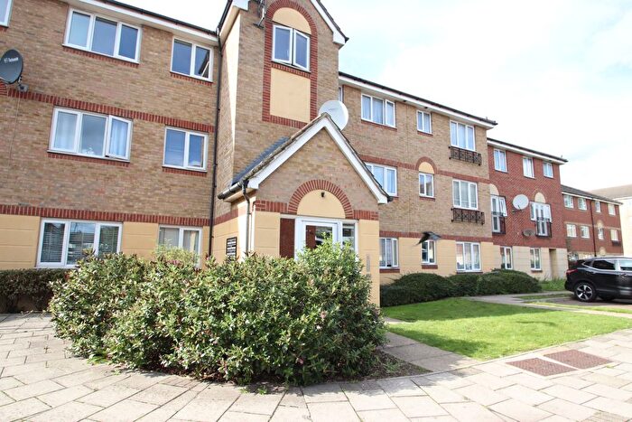 2 Bedroom Flat To Rent In Wakefield Street, London, N18