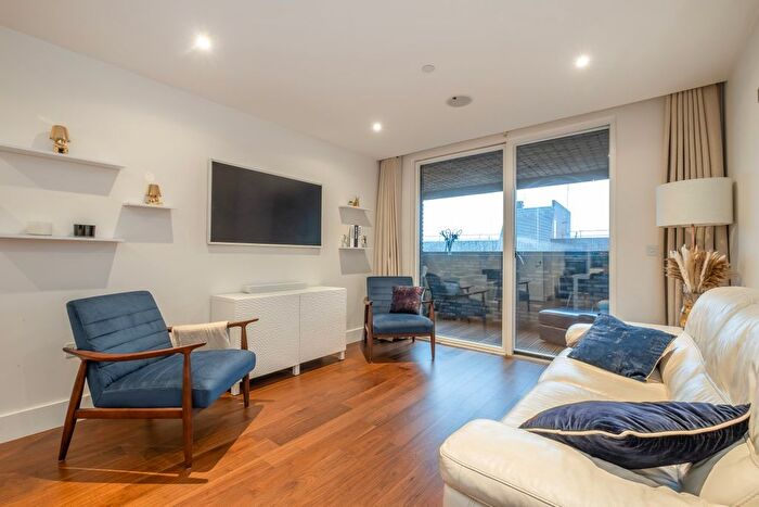 1 Bedroom Flat For Sale In Upper Richmond Road, London, SW15