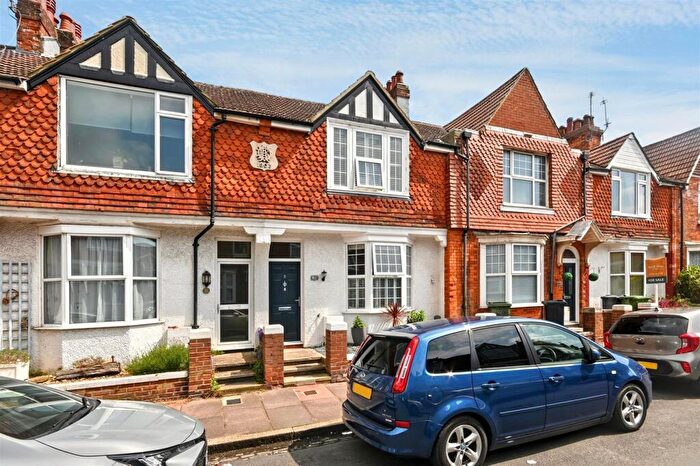3 Bedroom Terraced House For Sale In Sheen Road, Eastbourne, BN22
