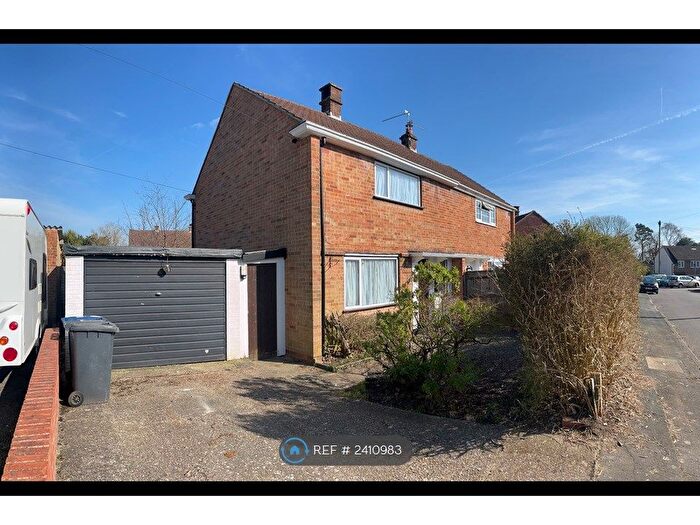 2 Bedroom Semi-Detached House To Rent In Old Park Close, Farnham, GU9