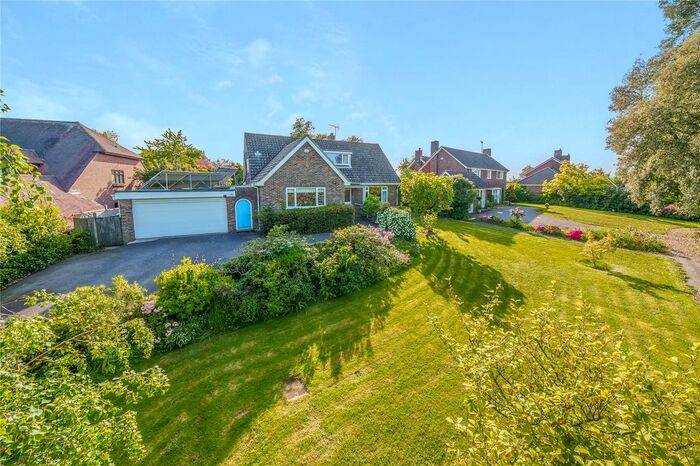 4 Bedroom Detached House For Sale In Selling Court, Selling, Faversham, ME13