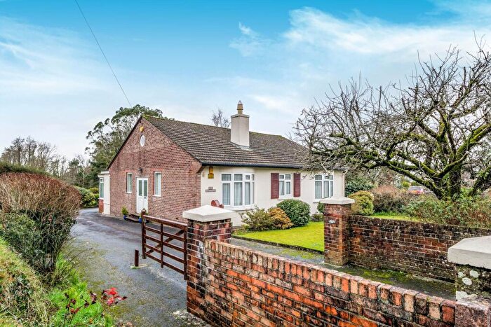 3 Bedroom Bungalow For Sale In Liskeard Road, Callington, PL17