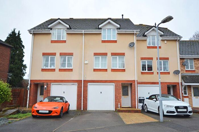 3 Bedroom Terraced House To Rent In Padley Close, Chessington, Surrey., KT9
