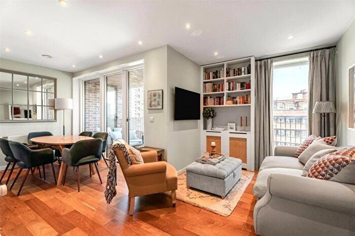 1 Bedroom Apartment For Sale In Lucan Path, Colville Estate, London, N1