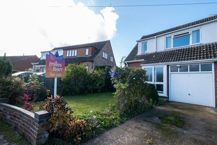 3 Bedroom Semi-Detached House For Sale In New House Close, Canterbury, Kent, CT4