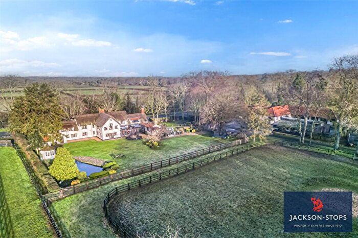 4 Bedroom Equestrian Facility For Sale In London Road, Newmarket, Suffolk, CB8