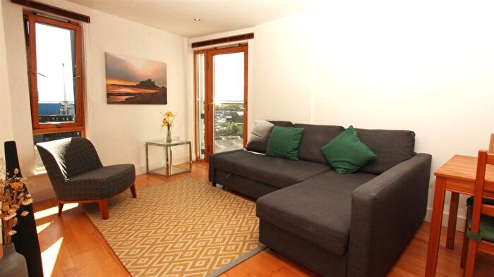 1 Bedroom Flat To Rent In McClintock House, Leeds Dock, LS10