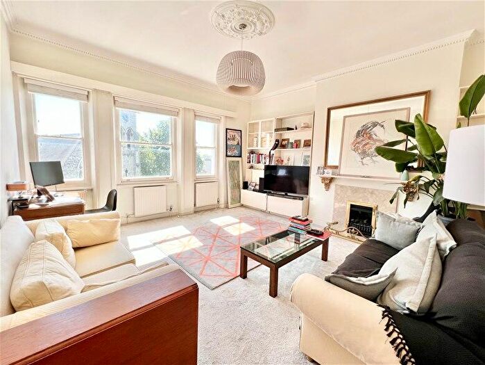 2 Bedroom Flat To Rent In Belsize Park, Belsize Park, NW3