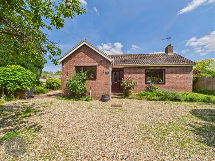 3 Bedroom Detached Bungalow For Sale In Fen Road, Pakenham, IP31