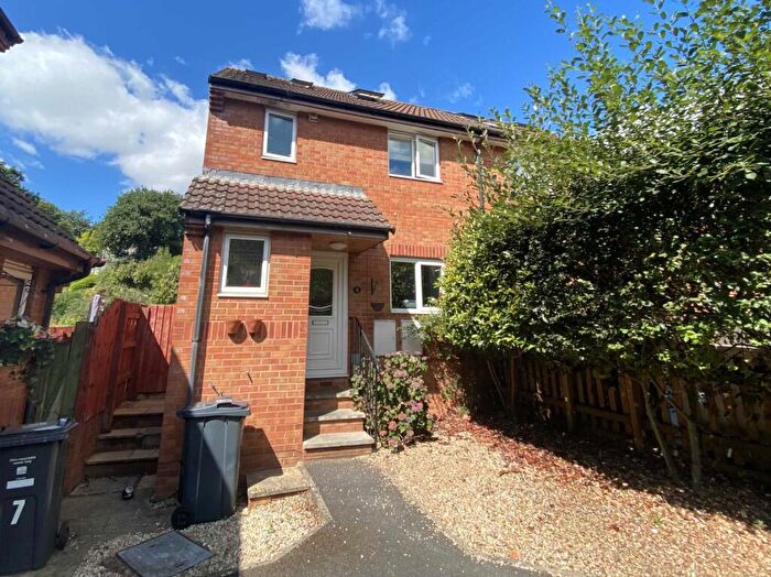 5 Bedroom Semi-Detached House For Sale In Lovering Close, Exmouth, EX8