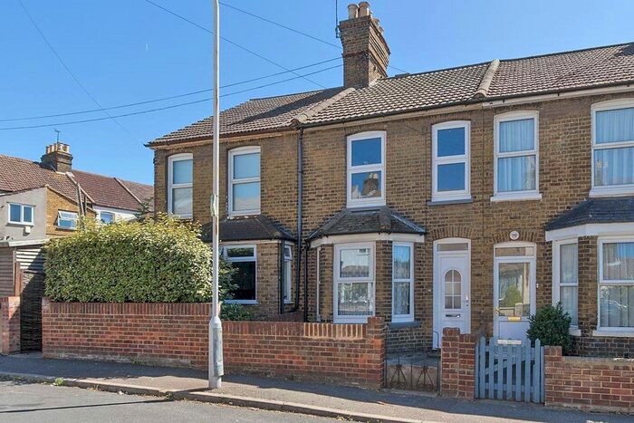 2 Bedroom Terraced House To Rent In Shortlands Road, Sittingbourne, Kent, ME10