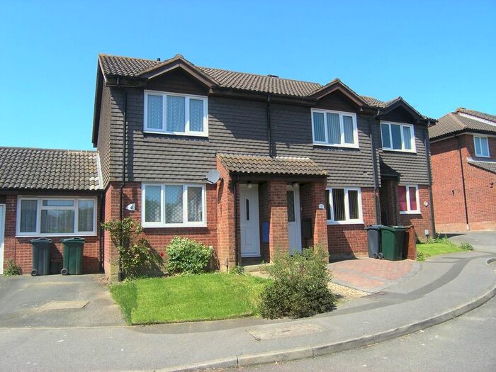 2 Bedroom End Of Terrace House To Rent In Troubridge Close, Willesborough, Ashford, TN24