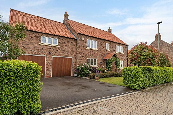 5 Bedroom Detached House For Sale In Pecketts Close, Sheriff Hutton, York, YO60