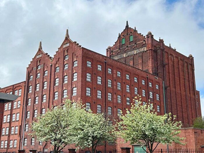 1 Bedroom Flat For Sale In Victoria Court, Grimsby, DN31