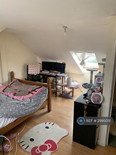 2 Bedroom Flat To Rent In Bedford St, Cathays, CF24