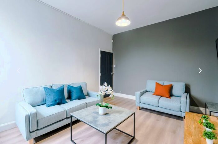 5 Bedroom House To Rent In Sandyford Road, Newcastle Upon Tyne, NE2