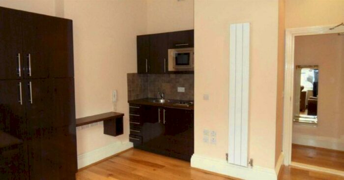 Studio To Rent In Inglewood Mansions, West End Lane, West Hampstead, NW6